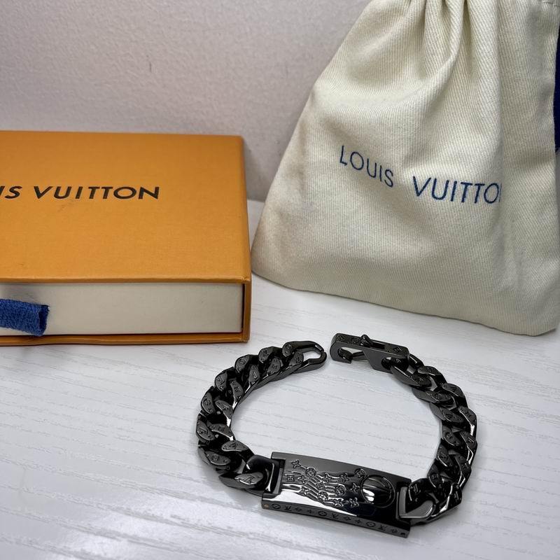 LV Bracelets 3